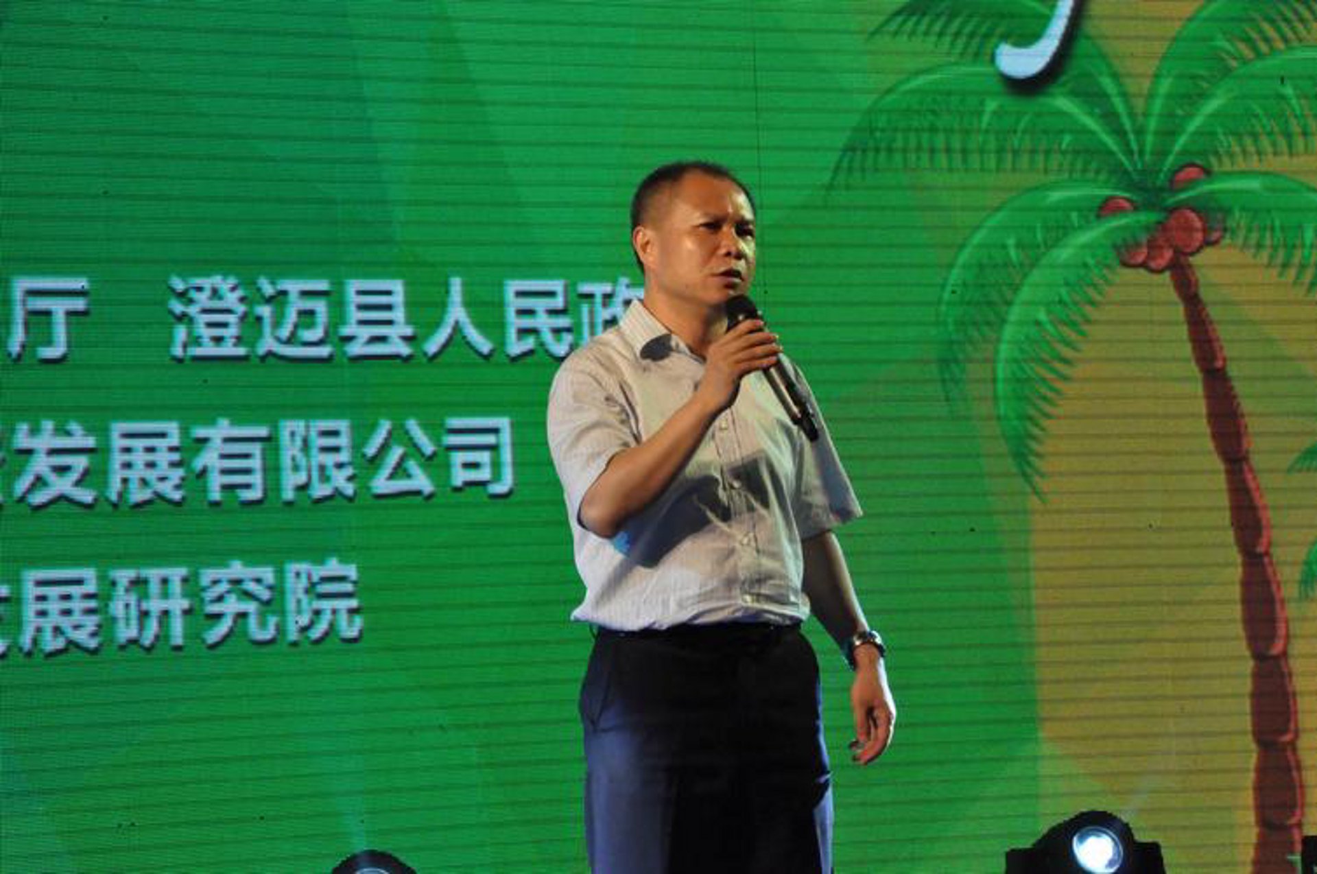 天喻世福广告